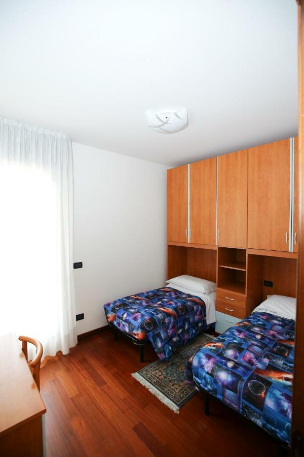 Round Venice Marghera Exterior foto